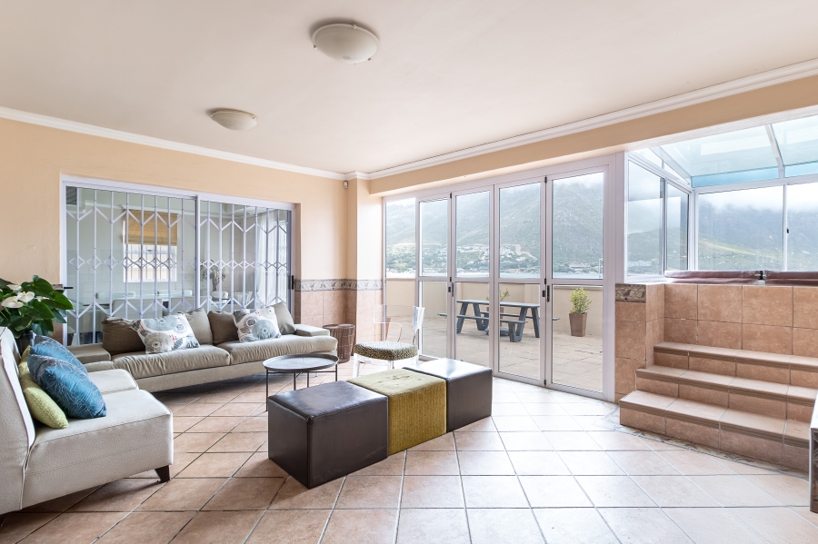 4 Bedroom Property for Sale in Northshore Western Cape